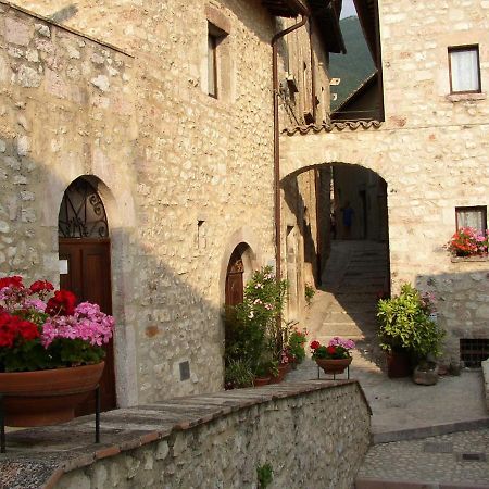 Affittacamere Nonna Rosa Vallo di Nera Exterior foto